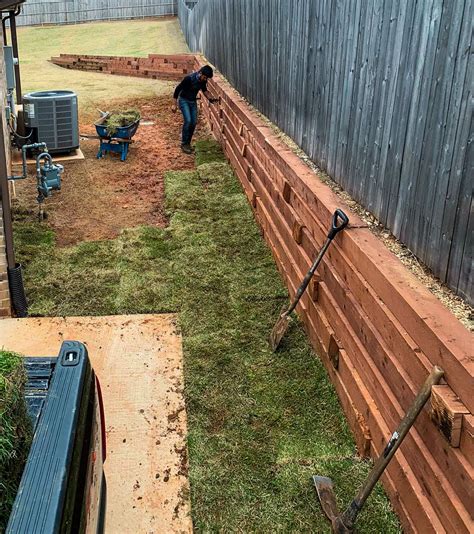 Fencing and Retaining Walls | Edmond & OKC, OK - Star Lawn Care