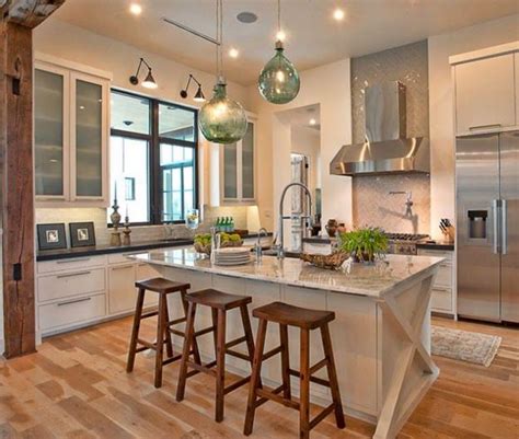 Modern Kitchen Colors, Beige and Natural Wood Shades