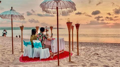 Best Jimbaran Romantic Sunset Dinner 2024 | Mr Bali Tour