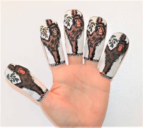 "FIVE LITTLE MONKEYS" + STORY - Set of 5 finger puppets | America's Play