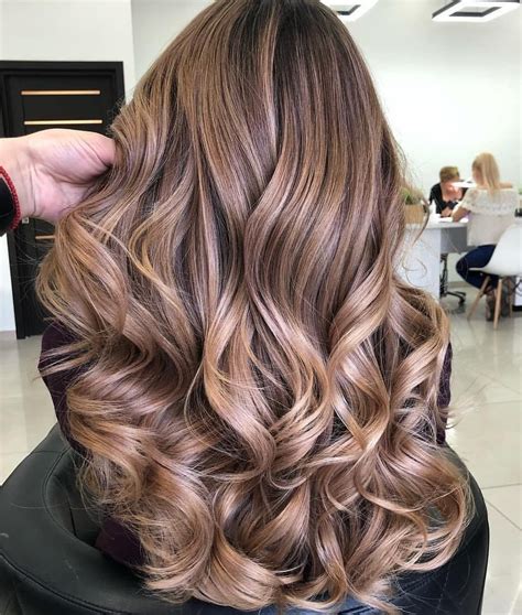 Balayage ghd curls are what dreams are made of 💁‍♀️ @leo_hrabko 💕 # ...