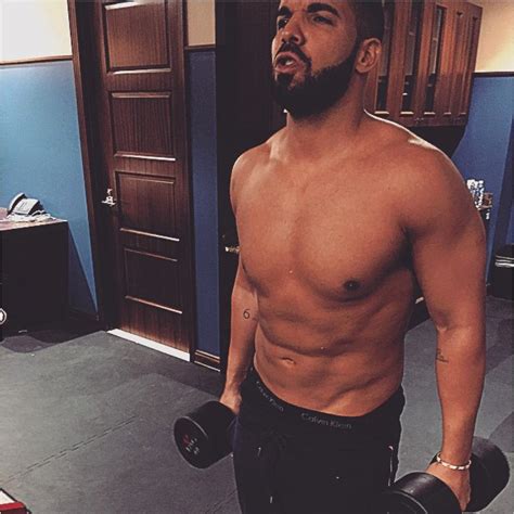 x Drake is Working on His Fitness (We A Witness) | inside jamari fox