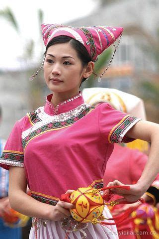 Zhuang 壮族 - Yunnan, Guangdong, Guizhou and Hunan, China Ethnic Fashion ...