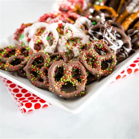 Chocolate Covered Pretzels Recipe | Dinners, Dishes & Desserts