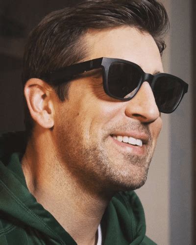 Aaron Rodgers Haircut - Trending photos - Dr HairStyle