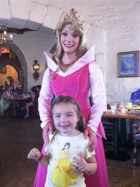 Dine with Disney princesses at Akershus Royal Dining Hall in Epcot in 2020 | Akershus royal ...