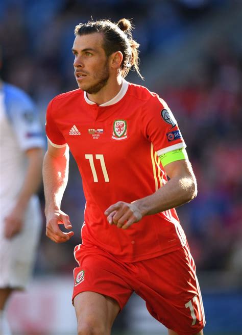 Wales captain Gareth Bale in action during the 2020 UEFA European... | Gareth bale, Usa soccer ...