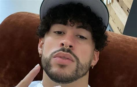 Bad Bunny shows his boner on Instagram live and drives his fans crazy (VIDEO)