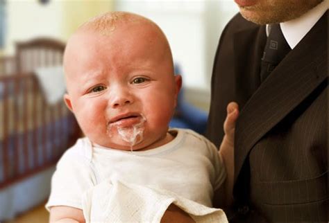 Why Is Your Baby Vomiting Without Fever? - New Kids Center