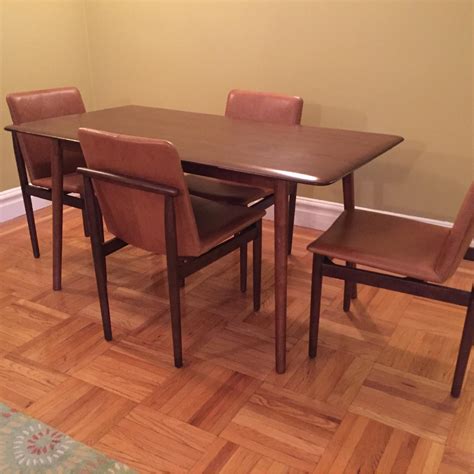 West Elm Mid-Century Style Dining Table w/ 4 Leather Chairs - AptDeco