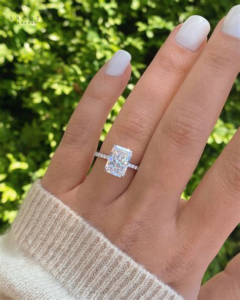 Engagement Ring Guide – Ascot Diamonds