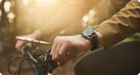 Top 20 Best Smartwatches for Men - Improve Your Health