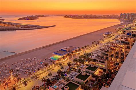 Palm West Beach at Palm Jumeirah in Dubai