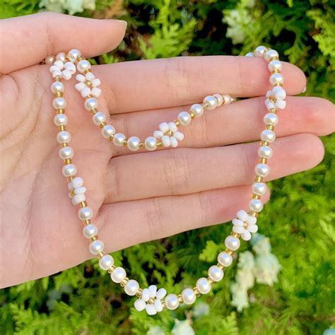 Gold Daisy Pearl Choker Necklace Necklace Length is... - Depop | Beaded necklace diy, Diy ...