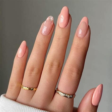 31 Peach Fuzz Nails Ideas For 2024 And Not Only - Styleoholic