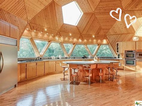ThriftyDecor — Skylight Inspiration | Dome house, Round house plans, Geodesic dome homes
