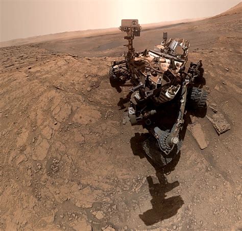 Curiosity snaps a selfie at Mount Sharp drill site – Astronomy Now
