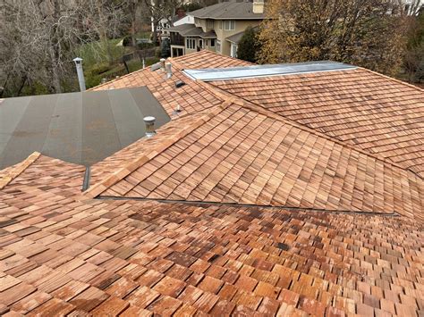 Cedar Roof Shingles | Summit Construction Group