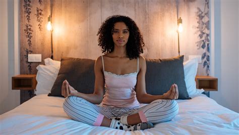 How Meditation Can Help You Sleep Better At Night – Sleep Dreams Online