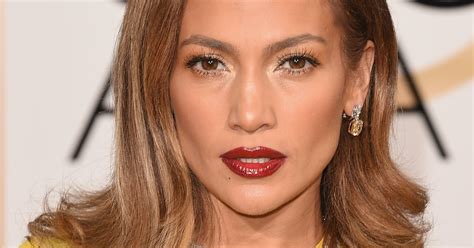 Jennifer Lopez's 2016 Golden Globes Dress Sparked A Lot Of Conversation