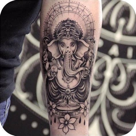 Pin by Betty Santiago on Tattoos | Ganesha tattoo, Ganesha tattoo ...