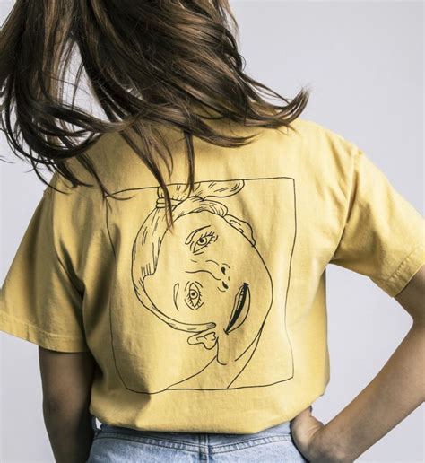 emma chamberlain wonki noggin mustard yellow tee | Emma chamberlain, Yellow tees, T shirts for women