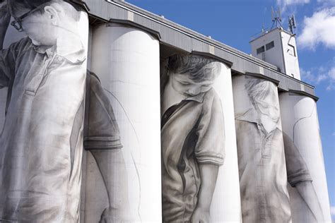 Photo of Large decorated grain silos in Coonalpyn | Free Australian ...