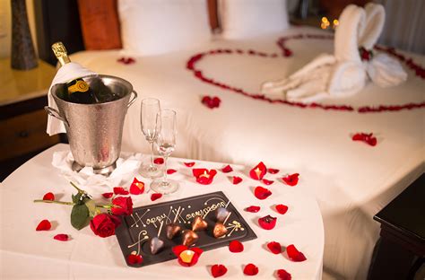 Tips for Romance on your First Honeymoon Night | Traveler's Blog