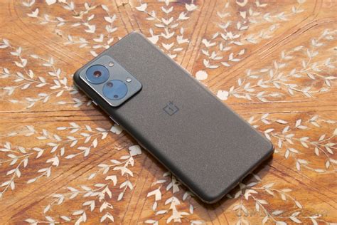 OnePlus Nord 2T review: Design, build quality, handling