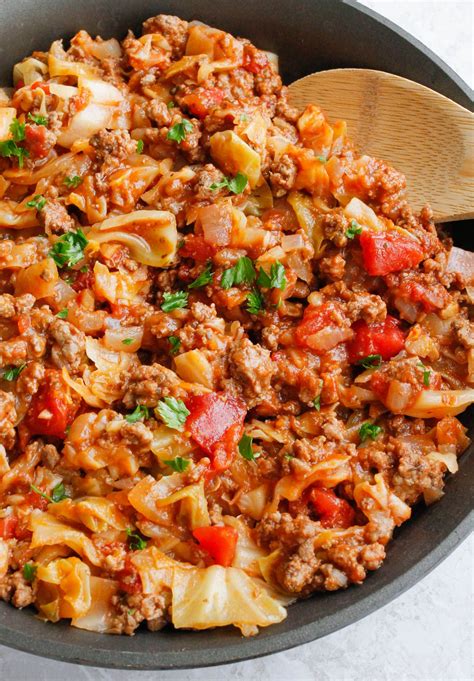 Amish One-Pan Ground Beef and Cabbage Skillet - Smile Sandwich | Recipe | Ground beef and ...