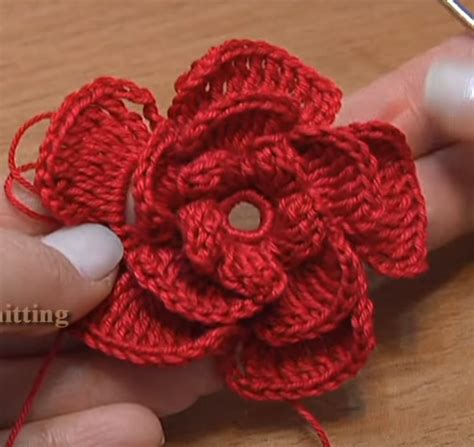 Magnificent Crochet Rose Flower Tutorial - Crochet Ideas