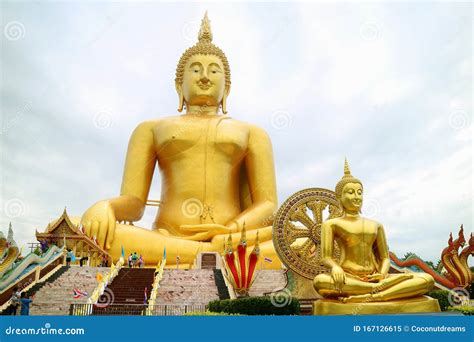 The Great Buddha of Thailand, 92 Metres High Sitting Golden Buddha ...