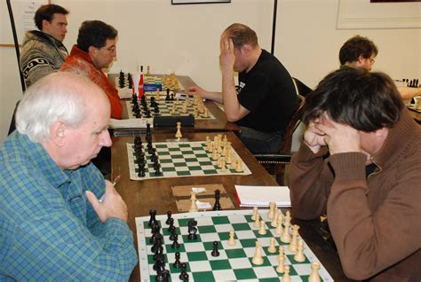 Boylston Chess Club Weblog: 27 RUMBLE IN THE $5 OPEN TUMBLE