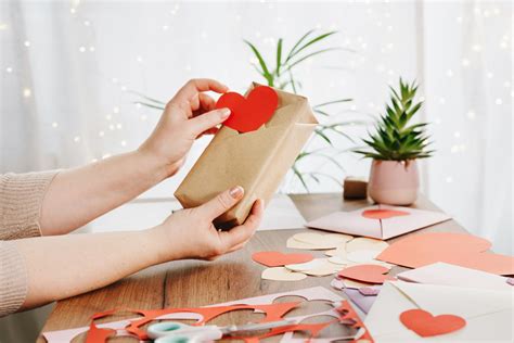 35 DIY Valentine's Gifts for Him and Her (2024) - Parade