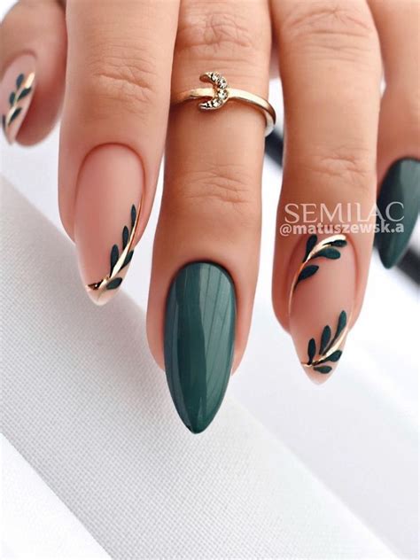 60 gorgeous emerald green nails to try – Artofit