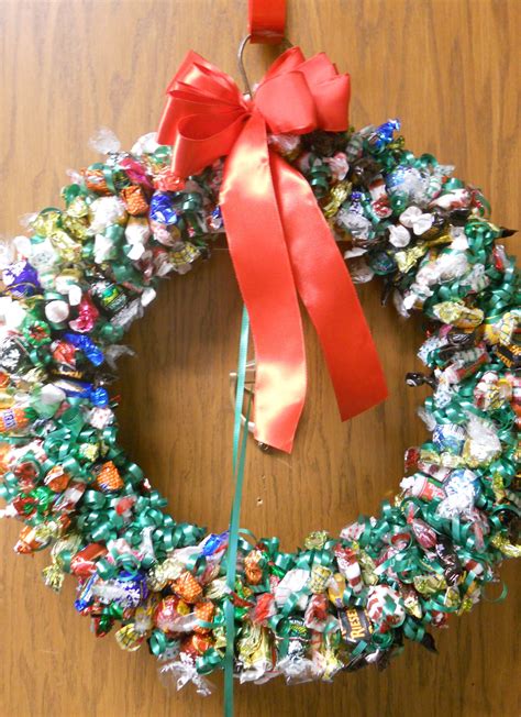 how to make wreaths with candy | Candy Wreath | Candy wreath, Homemade ornaments, Candy wreath diy