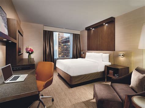 Chicago Contemporary Hotel Rooms | Hyatt Centric Chicago Magnificent Mile