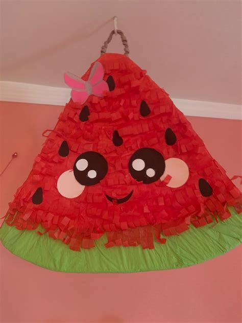 Cute kawaii watermelon piñata ️ 🍉 in 2022 | Christmas tree skirt, Holiday decor, Pinata