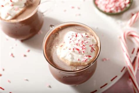 BEST Peppermint Patty Cocktail Recipe (Only 3 Ingredients!)