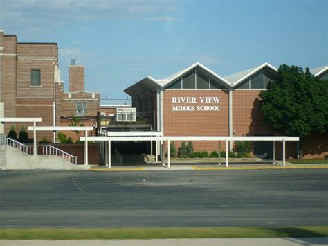 River View Middle School recognizes academic achievement - Kaukauna ...