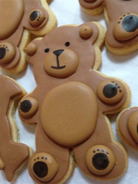 Pin by The Cake Collection * on Baby Shower: Teddys & Clouds. | Teddy bear cookies, Bear cookies ...