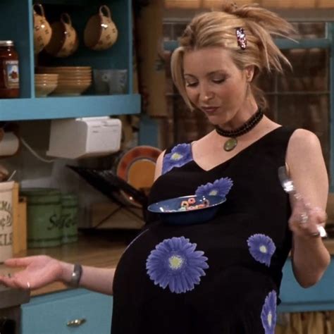 phoebe buffay outfits | Phoebe buffay outfits, Phoebe buffay, Pheobe buffay