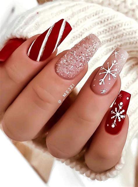 Red Christmas Nails