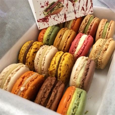 Macarons , Pierre Hermé | Macaron, Pierre hermé