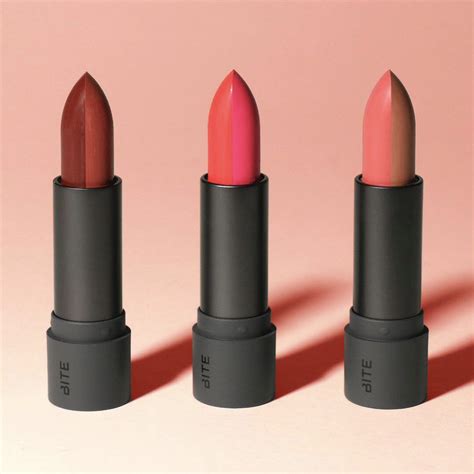 Bite Beauty released two-toned lipsticks, because they know we can't ...