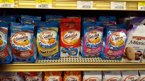 I didn't realize these Goldfish flavors existed : r/mildlyinteresting