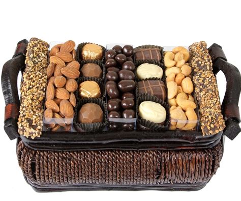 Hanukkah Gourmet Signature Wicker Basket • Chanukah Gift Baskets ...