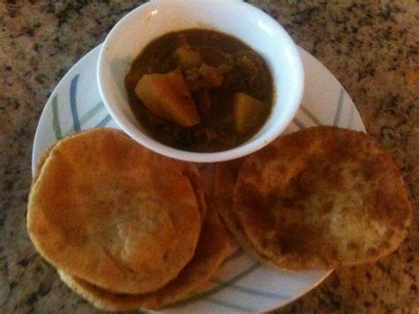 Home Cooked food: Puri and Aloo Curry