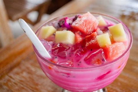 Resep Es Campur Susu Mixberry, Minuman Segar Penghilang Haus