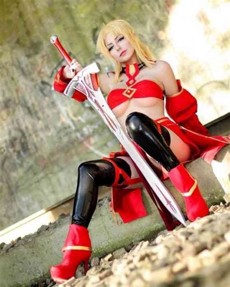 Gorgeous and Captivating Collection of Cosplay From Brazilian Giu Hellsing